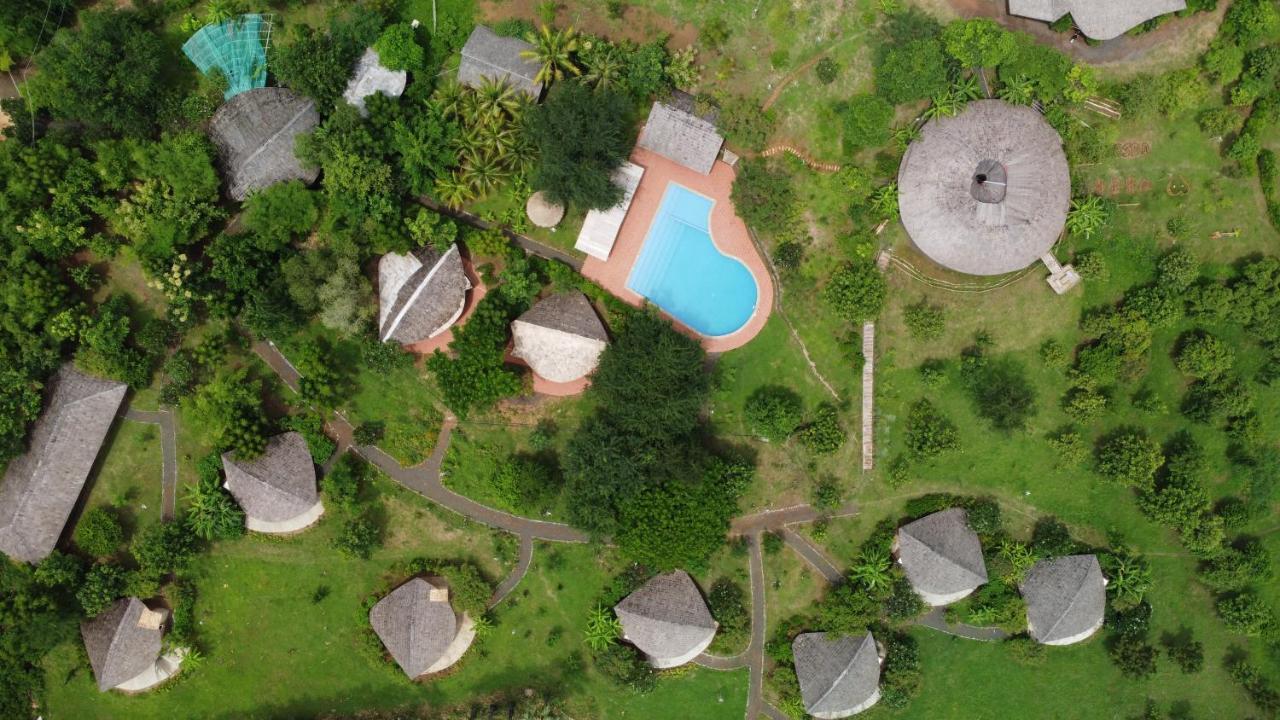 Hanchey Bamboo Resort Kampong Cham Exterior photo